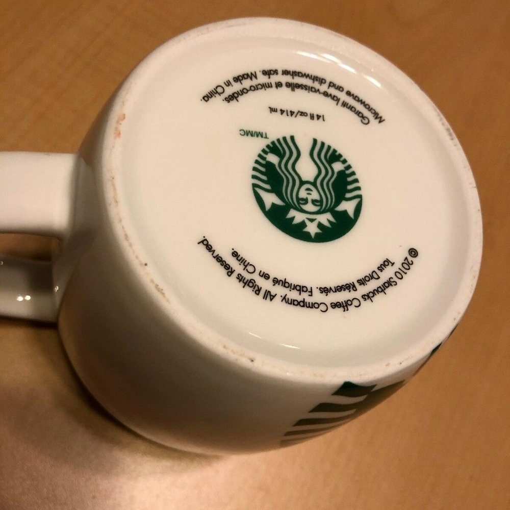 2010 Starbucks White Coffee Mug Holidays Retired - Picture 4 of 4